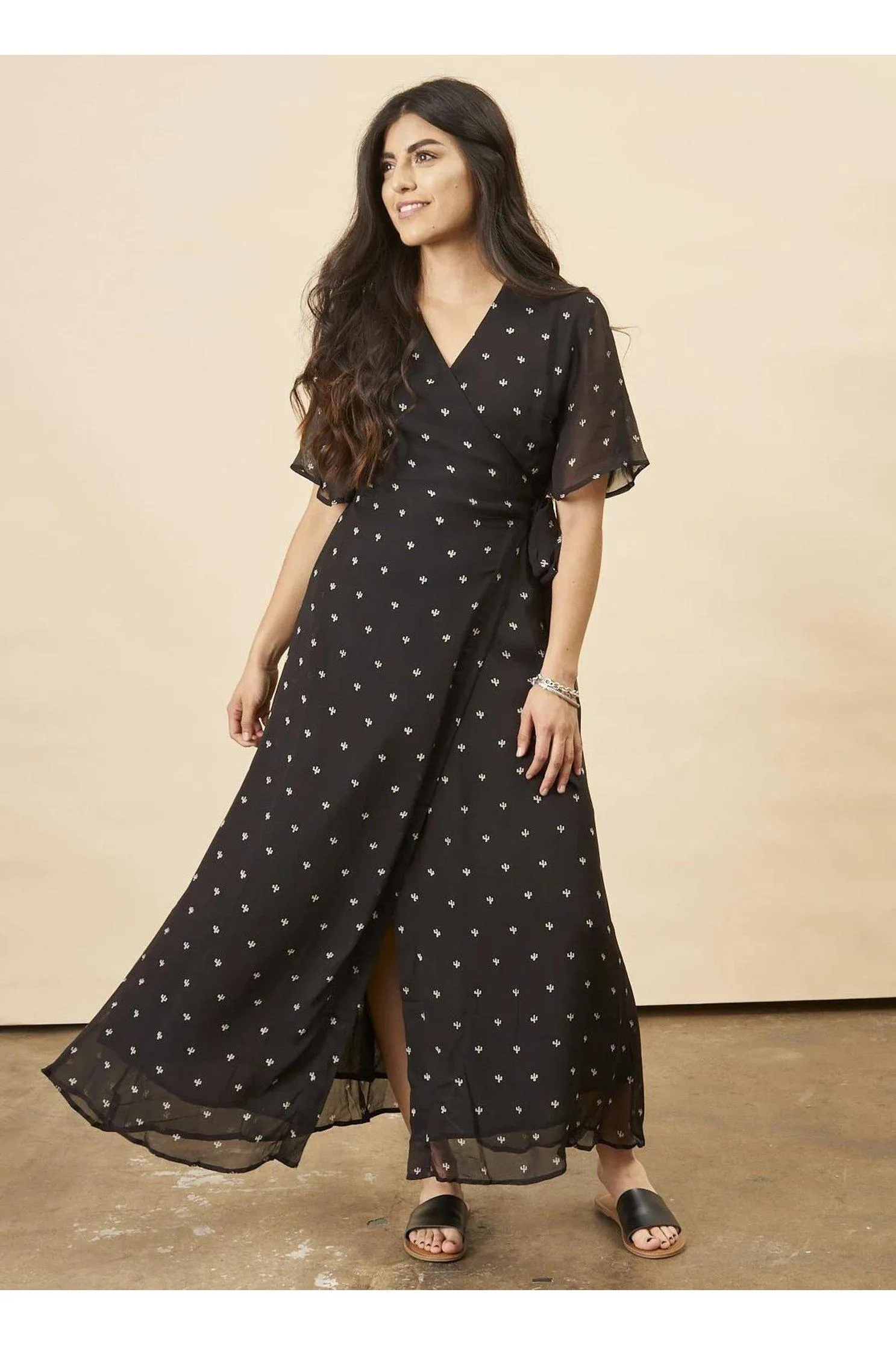 Baby Cacti Butterfly Sleeve Maxi Dress in Black   Cream