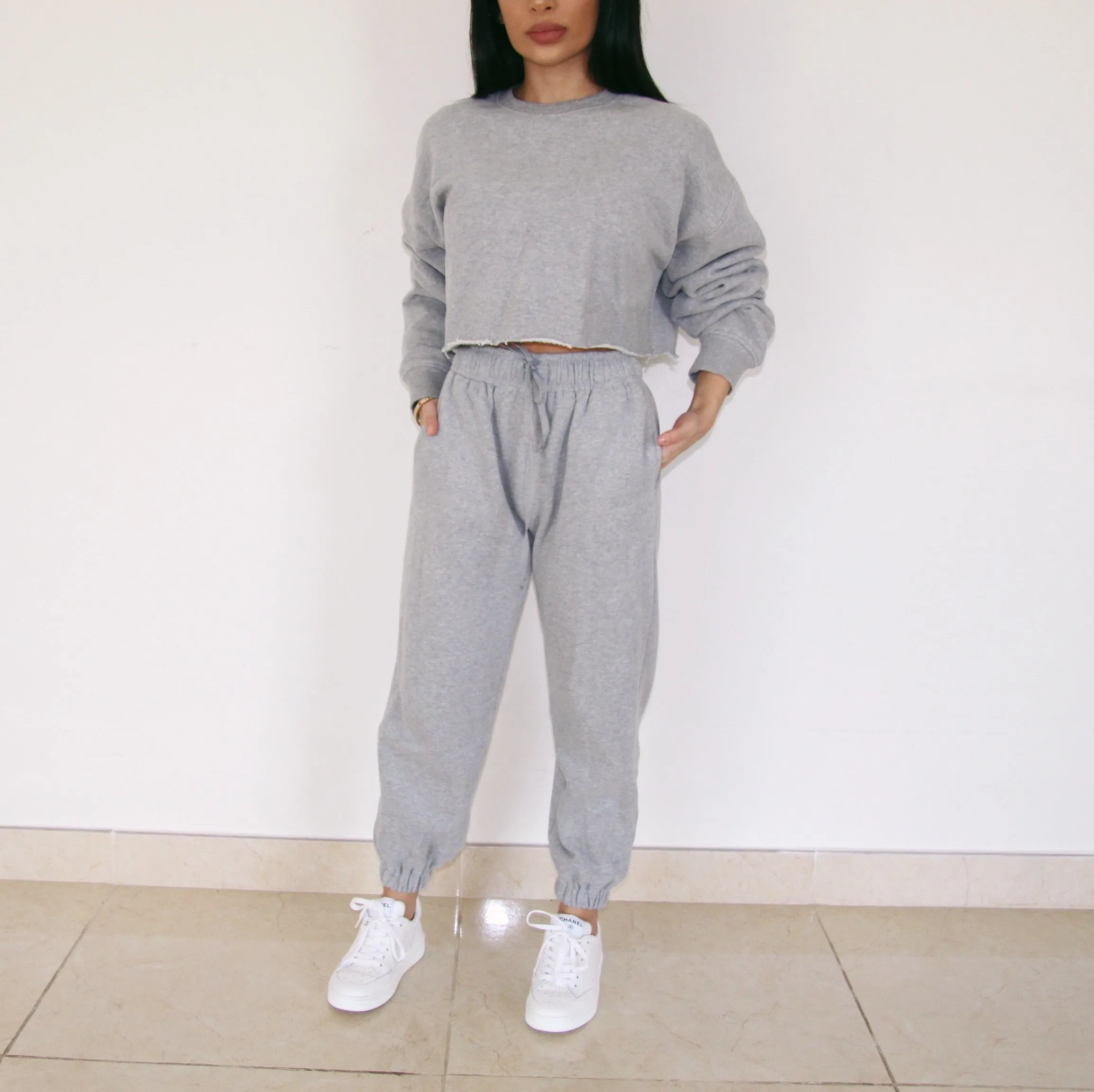 GREY SWEATPANTS