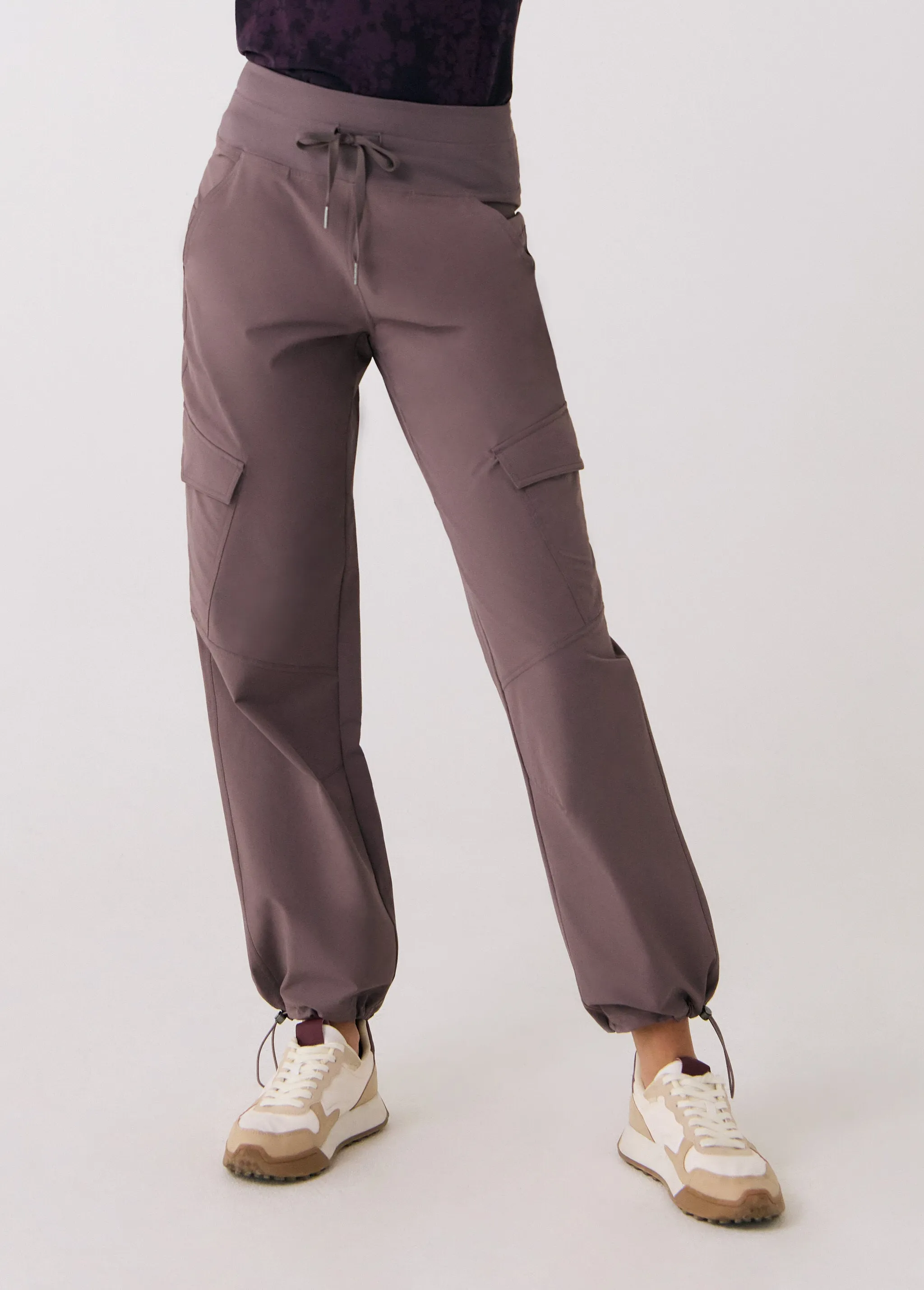 Momentum Tech Cargo Pants