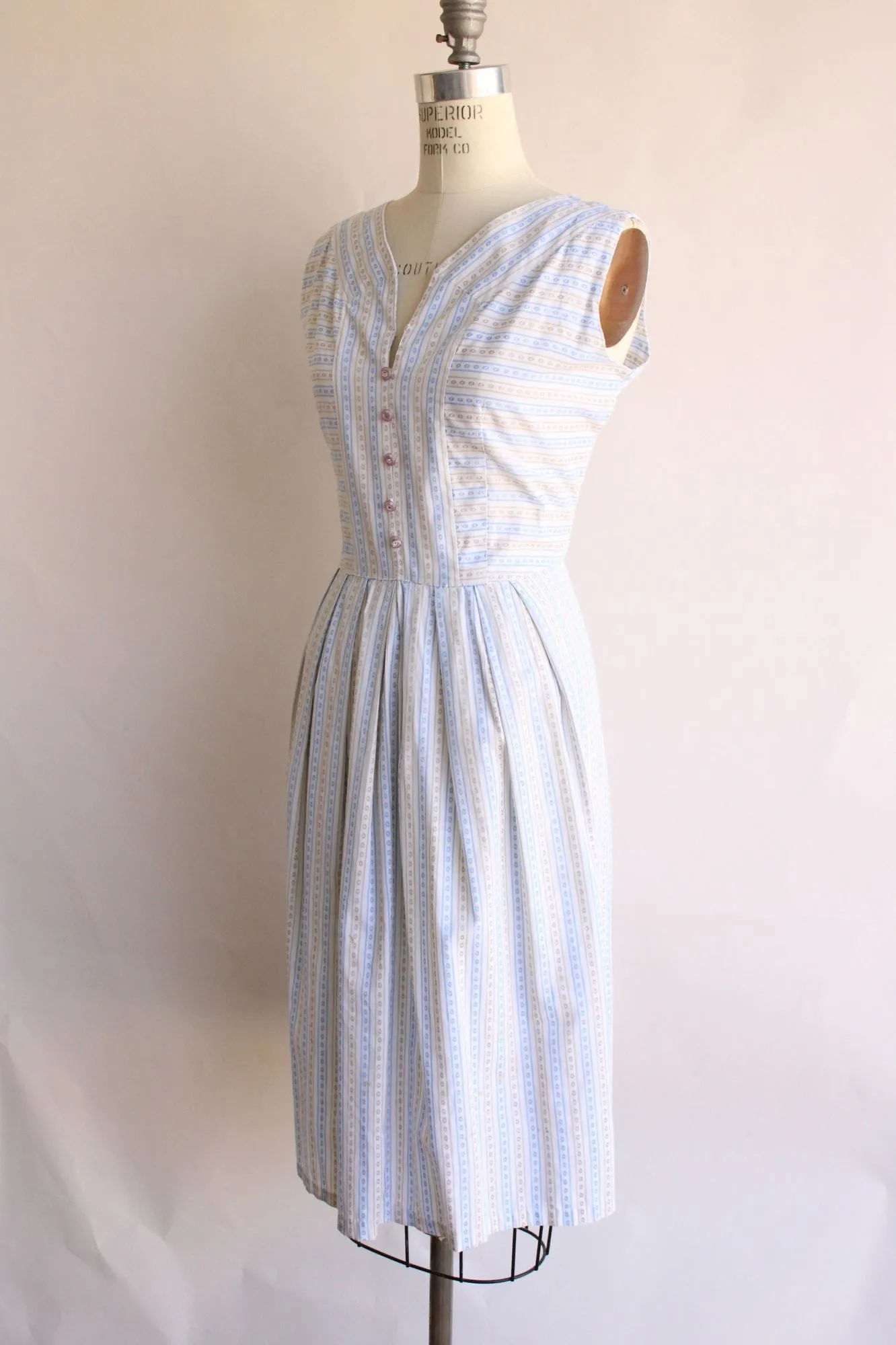 Vintage 1950s 1960s Volup Cotton Shirtwaist Dress