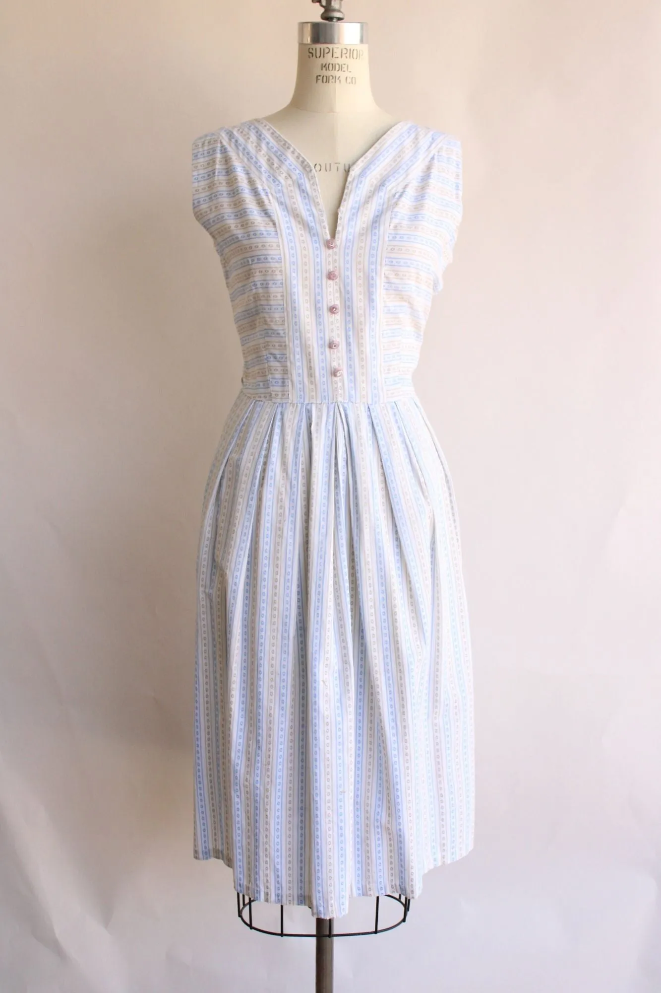 Vintage 1950s 1960s Volup Cotton Shirtwaist Dress