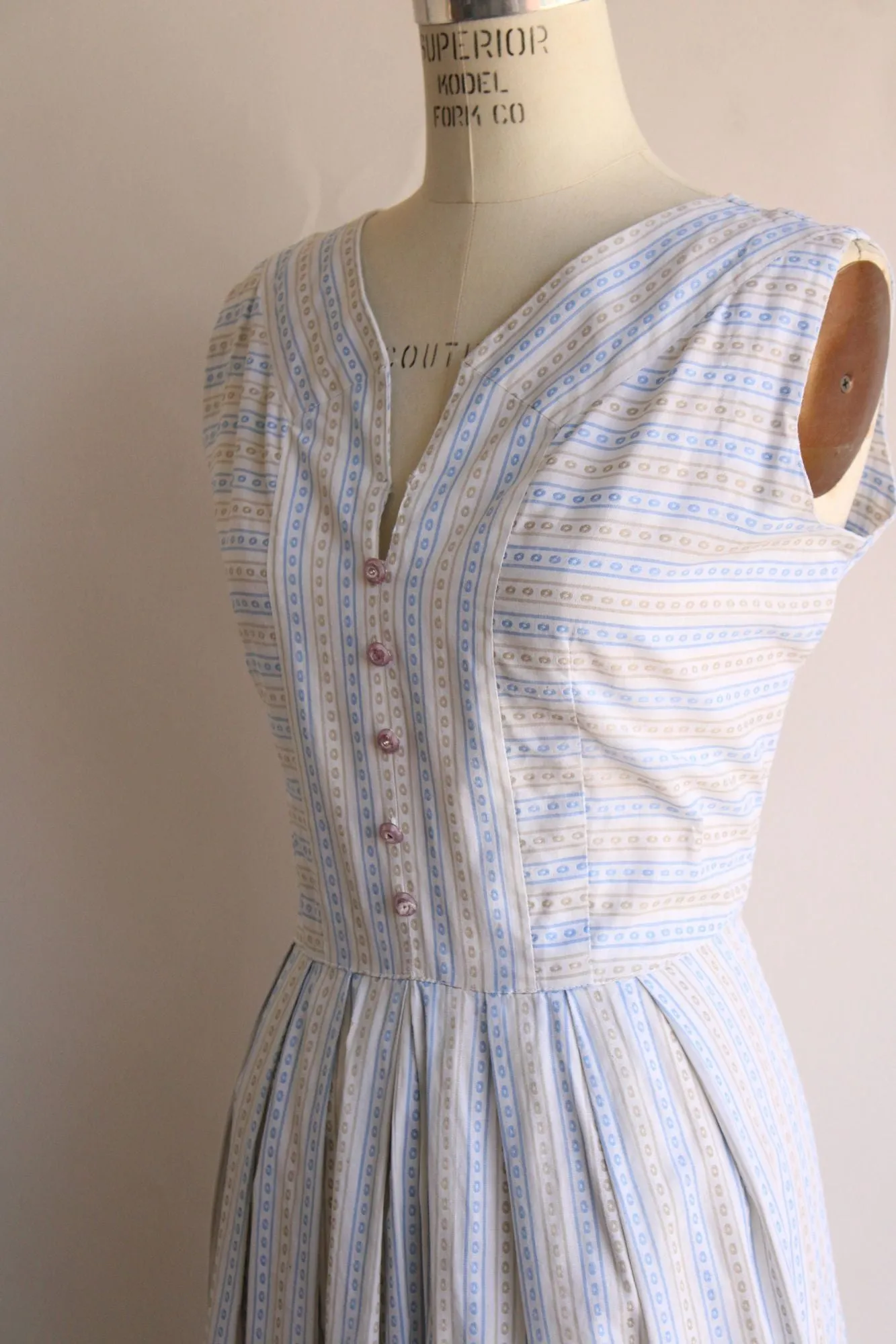 Vintage 1950s 1960s Volup Cotton Shirtwaist Dress