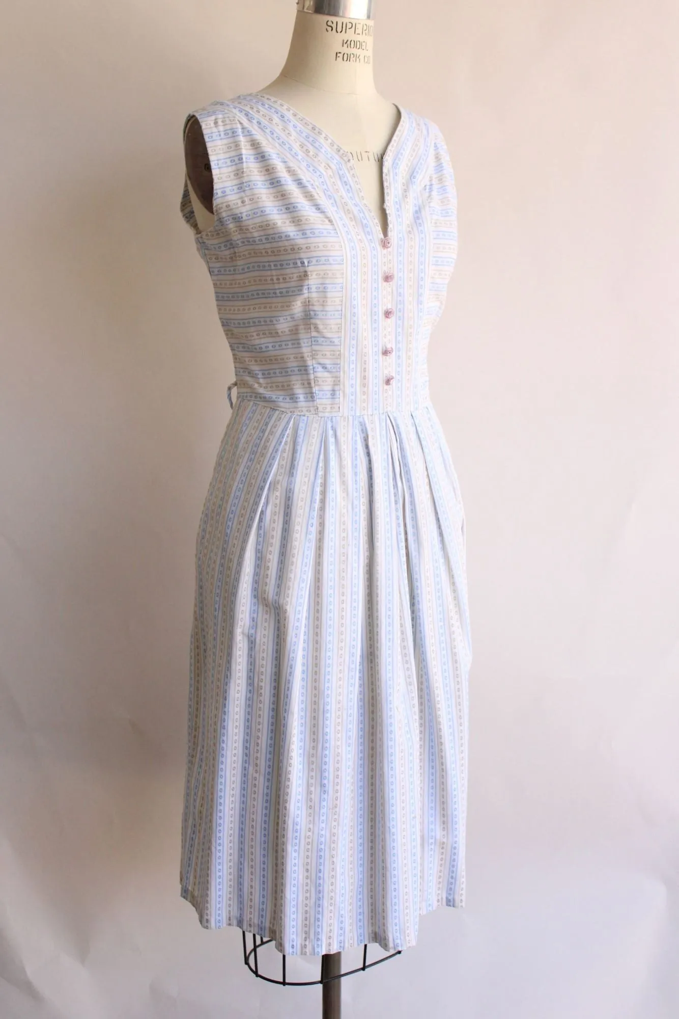 Vintage 1950s 1960s Volup Cotton Shirtwaist Dress